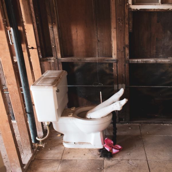 Don't Flush My Head thumbnail